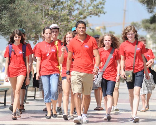 The safety and well-being of young students is our top priority and that’s why all our groups are accompanied by an experienced group leader who looks after students’ welfare during their course attendance. Verbalists Group Leader with our students, English language Summer School in Malta